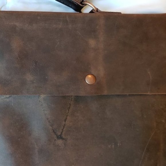 Brown Leather Laptop Briefcase. - Picture 10 of 10